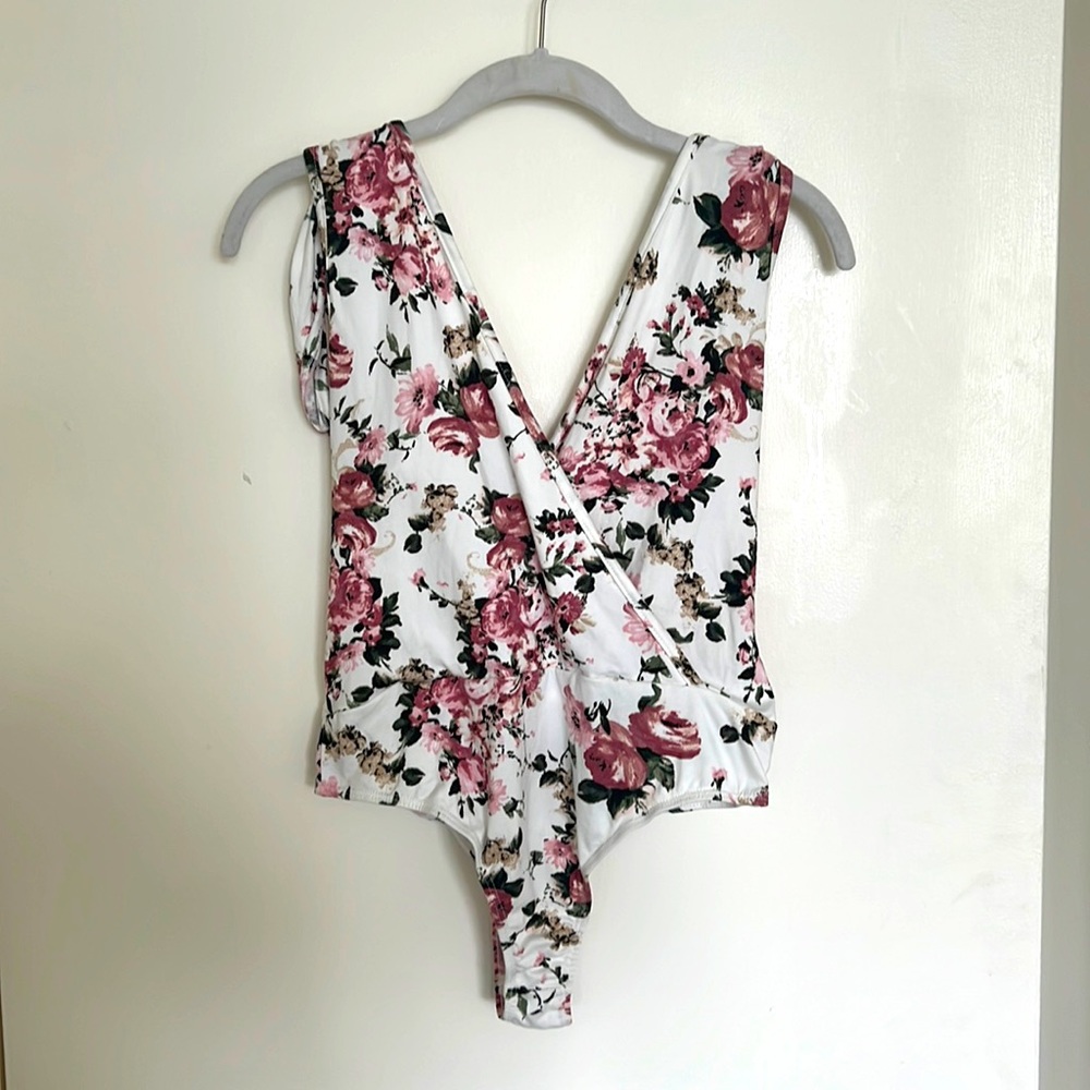 Lulu’s floral body suit